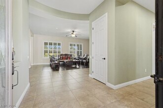 7267 Bugler Swan Way in North Las Vegas, NV - Building Photo - Building Photo
