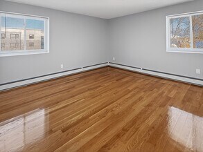 530 Willard St in Quincy, MA - Foto de edificio - Building Photo