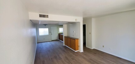 40221 Harris Ln in Palm Desert, CA - Building Photo - Building Photo