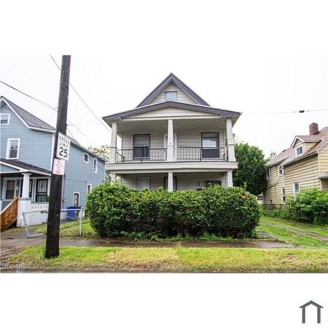 property at 5806 Bonna Ave