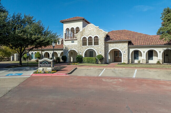 The Positano in Dallas, TX - Building Photo - Building Photo