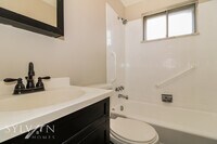 247 Hillary Dr photo'