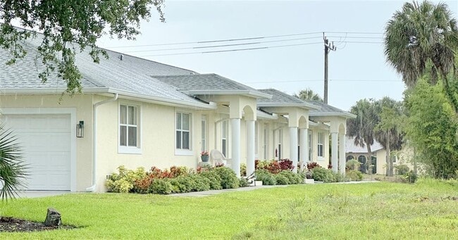 property at 199 Rotonda Blvd W