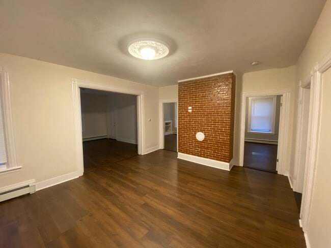 53 Sumner St, Unit 2