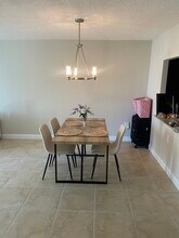 17105 N Bay Rd, Unit Beach place in Sunny Isles Beach, FL - Building Photo - Building Photo