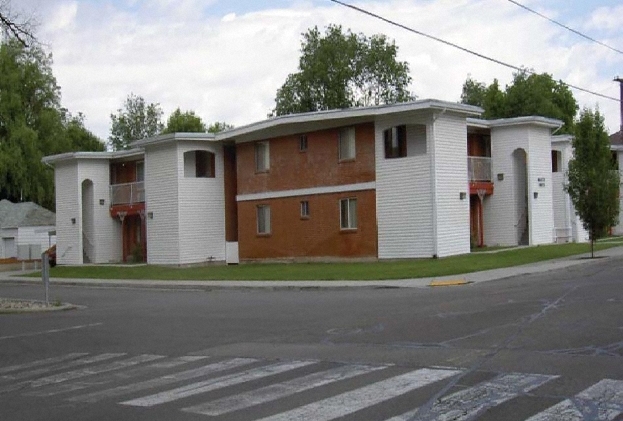 Majestic Manor Apartments in Salt Lake City, UT - Building Photo - Building Photo