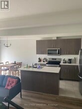 7377 Marvel Dr in Niagara Falls, ON - Building Photo - Building Photo