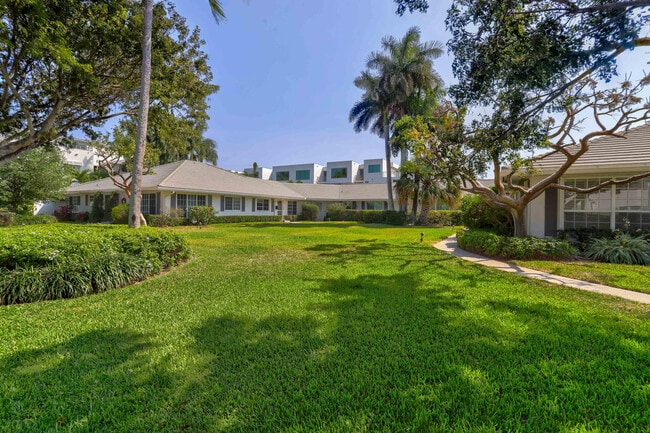 1004 Langer Way in Delray Beach, FL - Building Photo - Building Photo