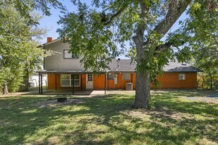 5720 Wharton Dr in Fort Worth, TX - Building Photo