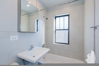 1940 W Wilson Ave, Unit 1942-3L in Chicago, IL - Building Photo - Building Photo