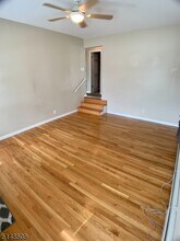 54 Thompson St-Unit -1 in Raritan, NJ - Building Photo - Building Photo