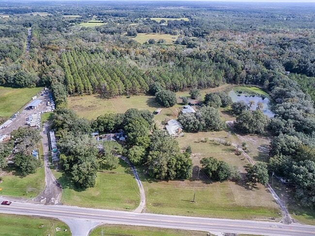 13921 State Rte 471 in Webster, FL - Building Photo - Building Photo