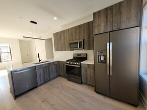 1334 W Bryn Mawr Ave, Unit #  03R in Chicago, IL - Building Photo - Building Photo