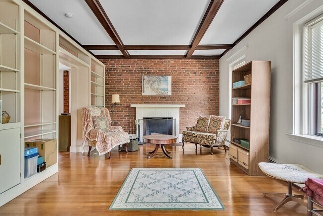 25 South St, Unit 5 in Boston, MA - Building Photo - Building Photo
