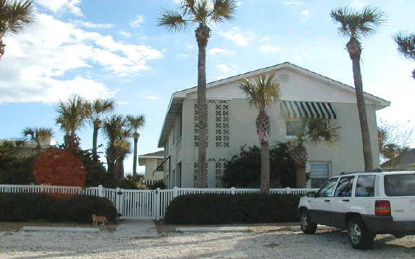 Watermark Apartments in Jacksonville Beach, FL - Building Photo - Building Photo