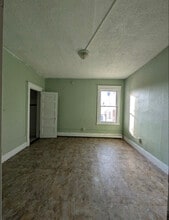 905 Park St in Hartford, CT - Foto de edificio - Building Photo