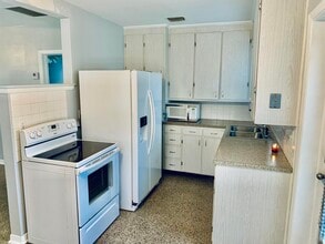 1420 N Federal Hwy in Lake Worth Beach, FL - Building Photo - Building Photo