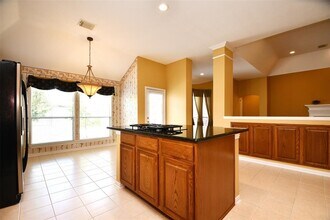 3111 Zelko Dr in Pearland, TX - Building Photo - Building Photo