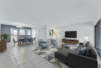 2945 NW 68th St in Fort Lauderdale, FL - Building Photo - Building Photo