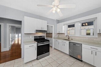 14 St Marys St in Watertown, MA - Building Photo - Building Photo