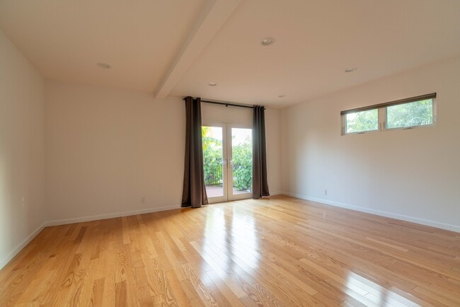 1339 Quintero St in Los Angeles, CA - Building Photo - Building Photo