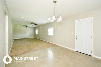 4809 Granada Dr in Louisville, KY - Building Photo - Building Photo