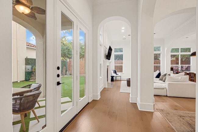 property at 2706 Tudor Manor