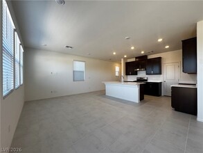 9250 Innot Ave in Las Vegas, NV - Building Photo - Building Photo