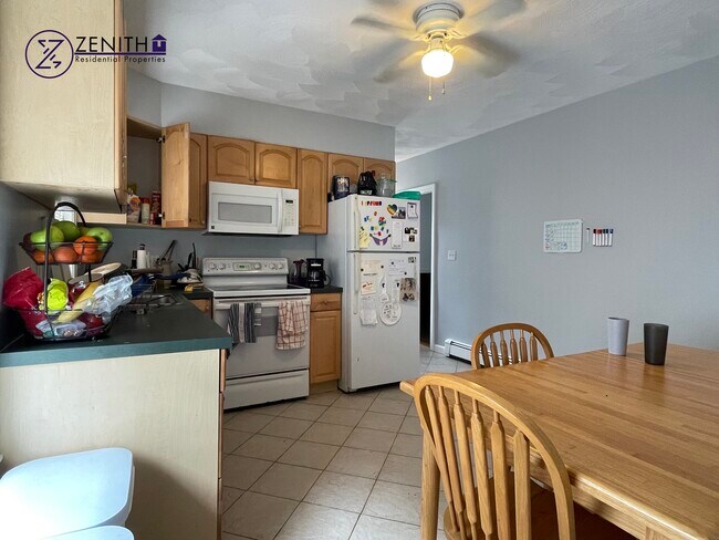 59 South St, Unit 2 in Waltham, MA - Building Photo - Building Photo