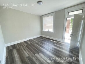 5721 Gravois Ave in St. Louis, MO - Building Photo - Building Photo