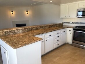 533 N Helberta Ave in Redondo Beach, CA - Building Photo - Building Photo