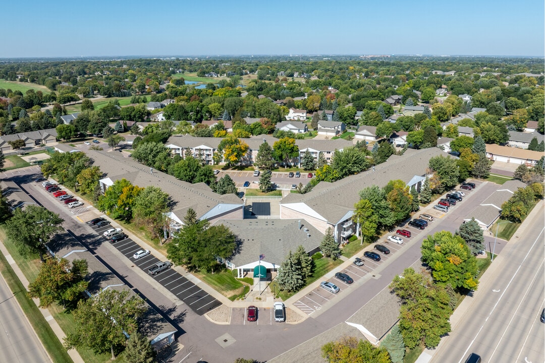 SOUTH POINTE in Sioux Falls, SD - Building Photo