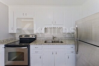 1 Tempo Ct in Columbia, SC - Foto de edificio - Building Photo