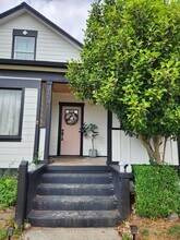 1746 4th St in Bremerton, WA - Building Photo - Building Photo