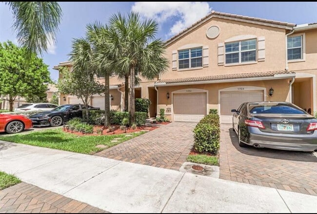 5902 Monterra Club Dr