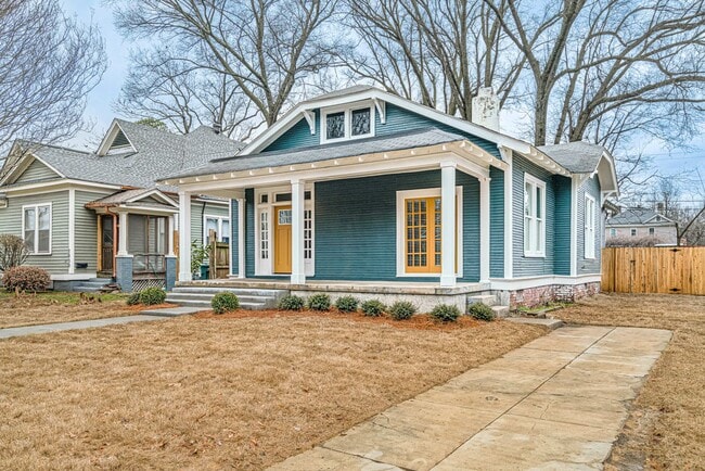 2032 Young Ave in Memphis, TN - Building Photo - Building Photo