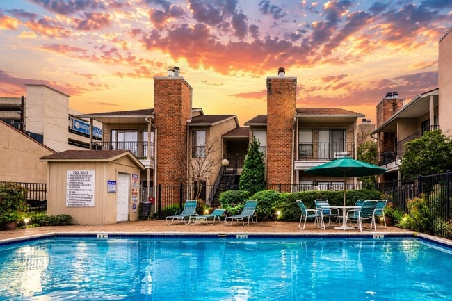 property at 1818 Augusta Dr