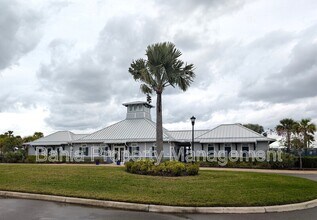 1066 Ocean Spray Dr in Ruskin, FL - Building Photo - Building Photo