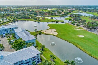 2421 Village Blvd in West Palm Beach, FL - Building Photo - Building Photo