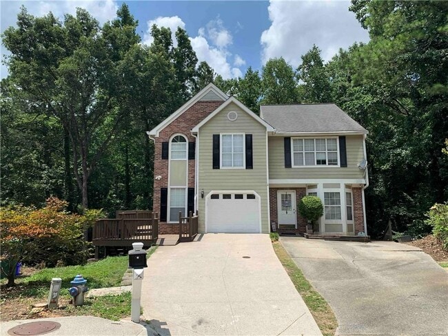 property at 5166 Laurel Bridge Ct SE