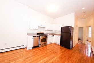 94 Hammond St in Boston, MA - Building Photo - Building Photo