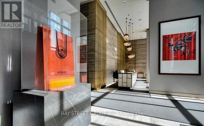 50 Charles St E in Toronto, ON - Building Photo - Building Photo