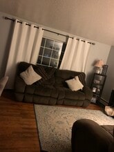 23 Lownds Dr, Unit # 23 in Windsor Locks, CT - Foto de edificio - Building Photo