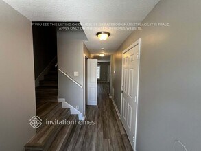 102 Carol Susan Ln in Fort Pierce, FL - Foto de edificio - Building Photo