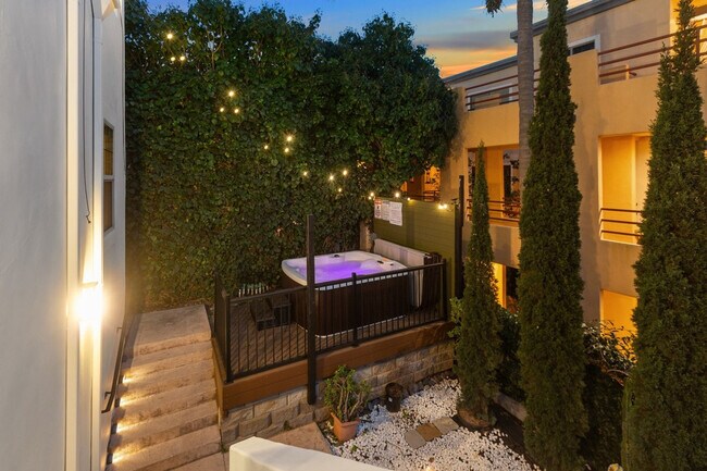 1845 Titus St-Unit -ID1031635P in San Diego, CA - Building Photo - Building Photo