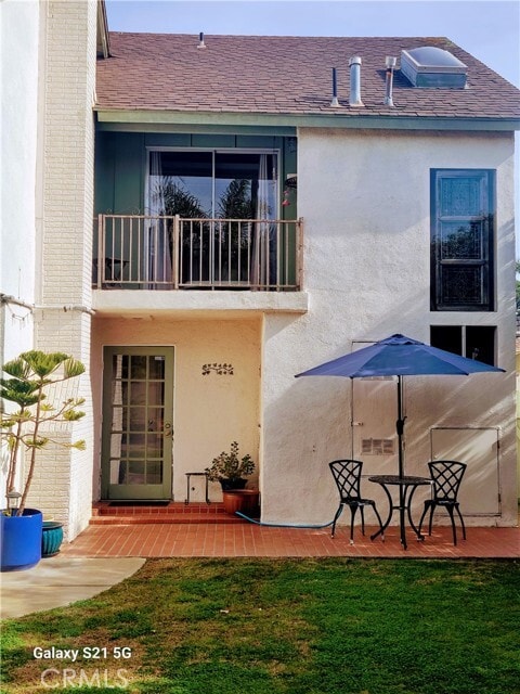 21171 Lochlea Ln in Huntington Beach, CA - Building Photo - Building Photo