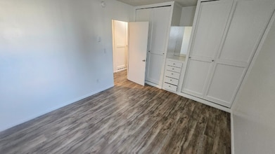 11030 Moorpark St, Unit A15 in Los Angeles, CA - Foto de edificio - Building Photo