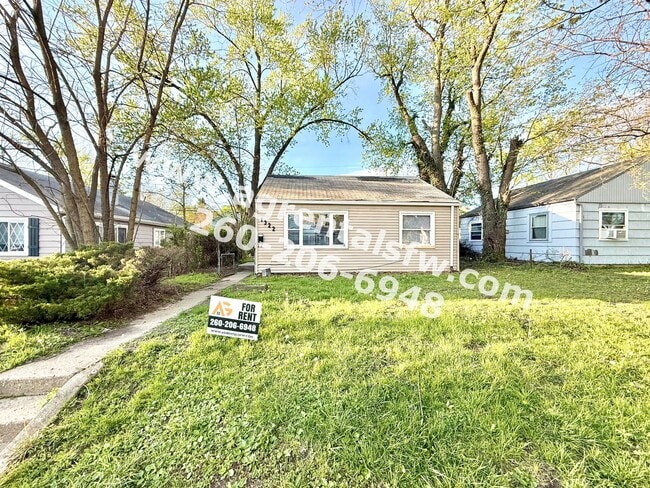property at 1322 Fay Dr