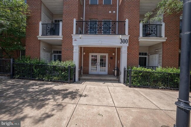 property at 300 W Elm St