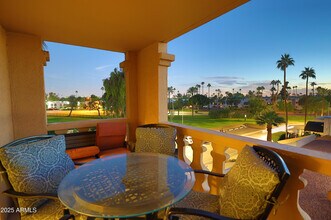 7820 E Camelback Rd in Scottsdale, AZ - Building Photo - Building Photo